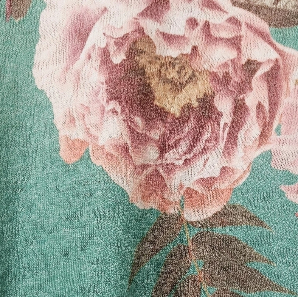 3X25 SOFT SURROUNDINGS medium floral thin top - Picture 8 of 12